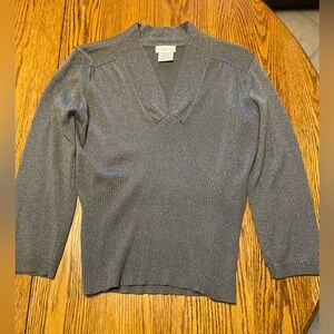 George Vintage Women’s M (8-10) 3/4 Sleeve Gray/Silver V Neck Top
